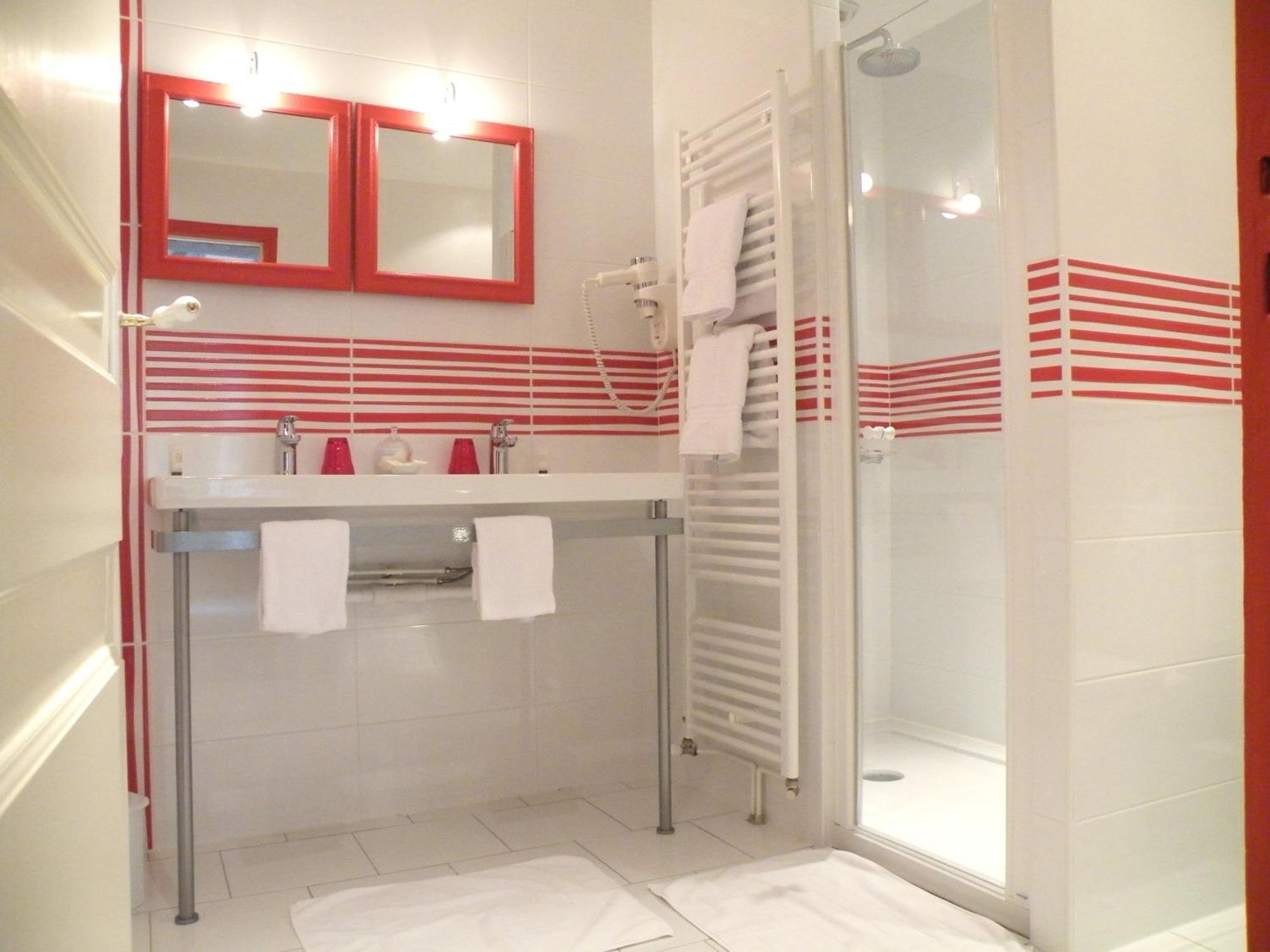 Hotel Diderot شينون المظهر الخارجي الصورة