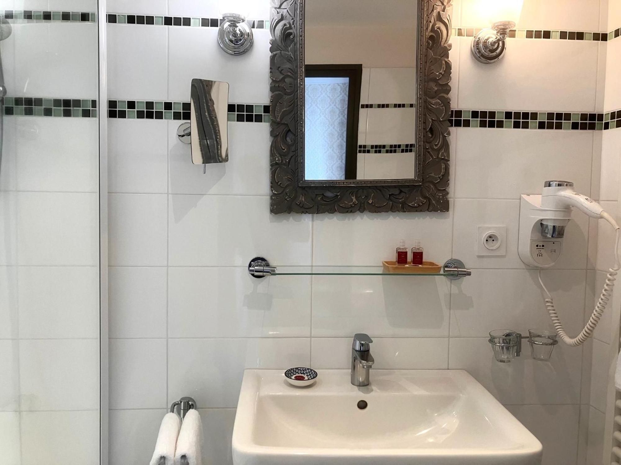 Hotel Diderot شينون المظهر الخارجي الصورة